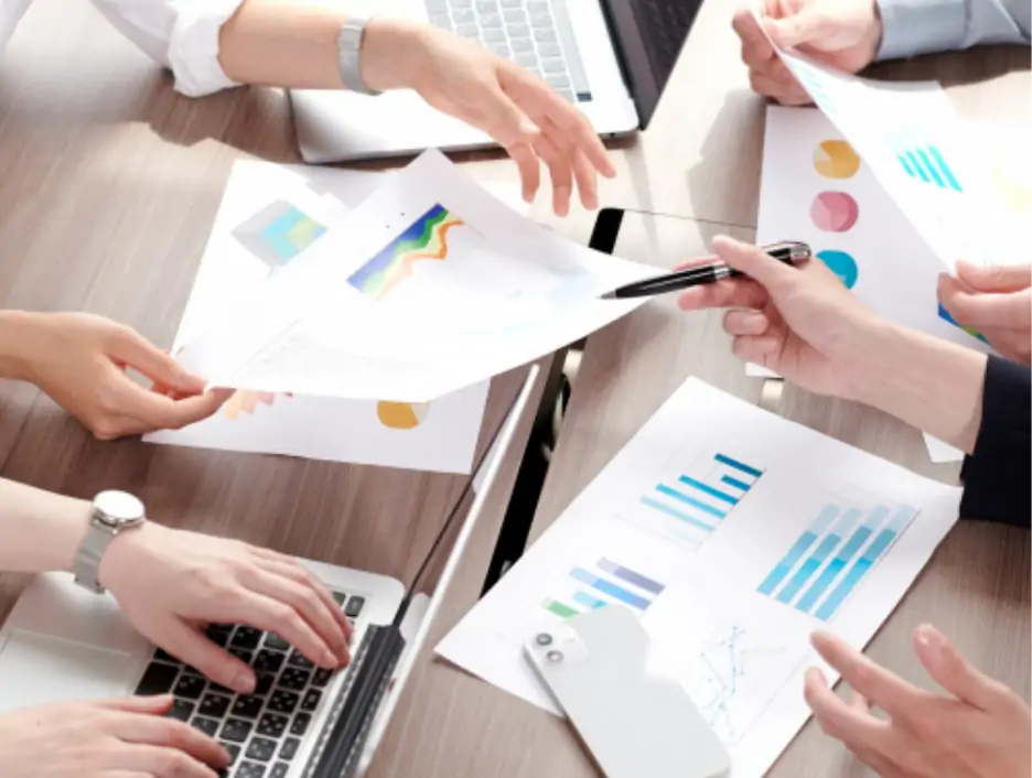 必要書類の収集・事業計画の打合せ